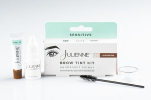 JULIENNE SENSITIVE LIGHT BROWN BROW TINT KIT