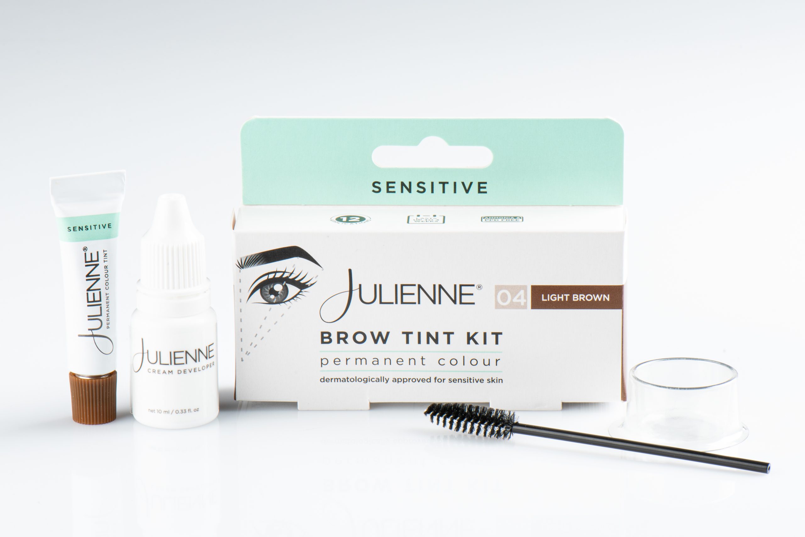 JULIENNE SENSITIVE LIGHT BROWN BROW TINT KIT